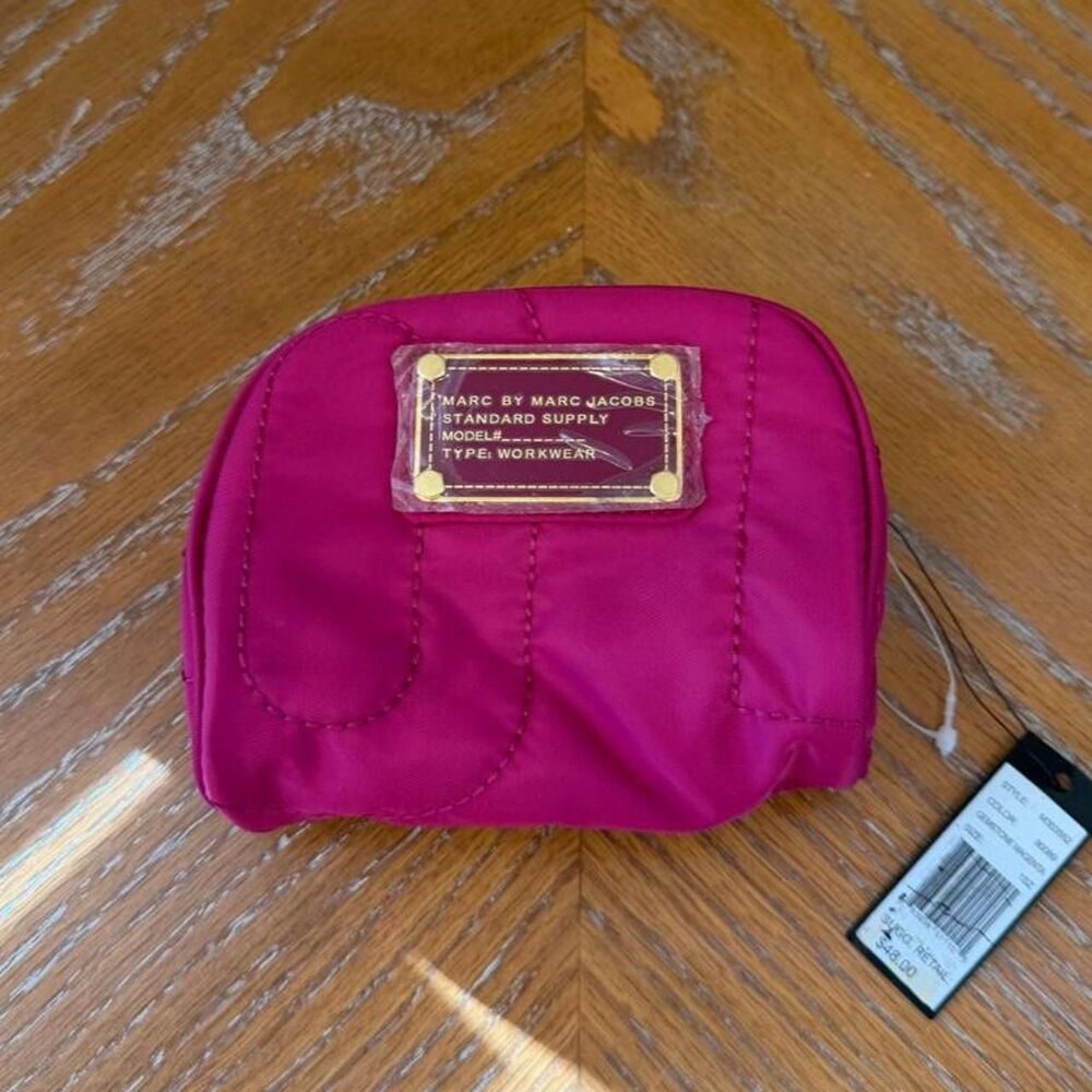 NWT Vintage Marc by Marc Jacobs Pink Mini Cosmetic Makeup Bag